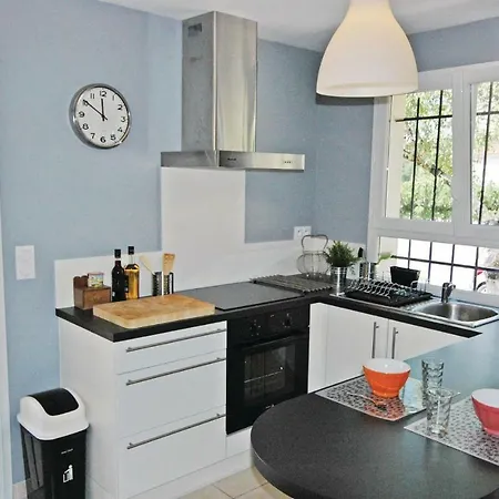 Holiday home Awesome Home In Laudun-Lardoise With Kitchen *
